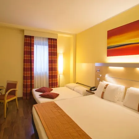 Express Milan-malpensa Airport By Ihg Hotel 3*