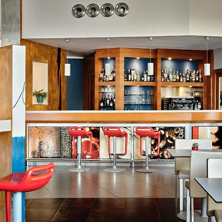 Express Milan-malpensa Airport By Ihg Somma Lombardo