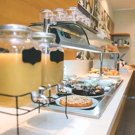 Hotel Express Milan-malpensa Airport By Ihg 3*