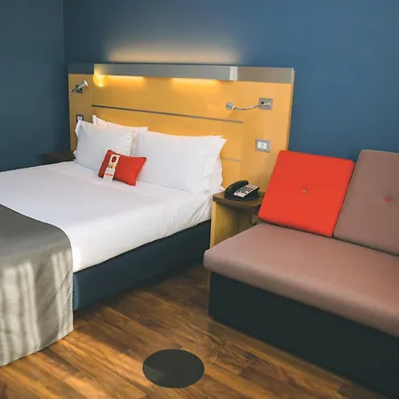 Express Milan-malpensa Airport By Ihg Hotel 3*