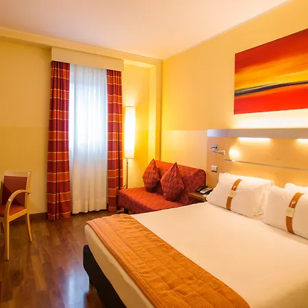 Express Milan-malpensa Airport By Ihg Hotel 3*