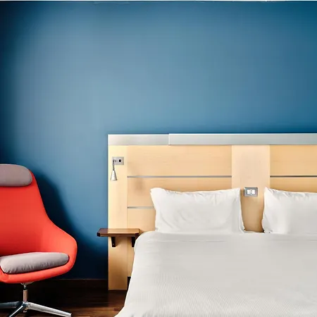 Express Milan-malpensa Airport By Ihg Отель Сомма-Ломбардо