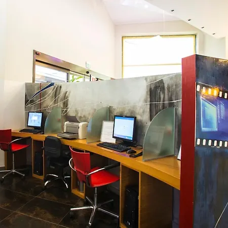 Express Milan-malpensa Airport By Ihg Отель Сомма-Ломбардо