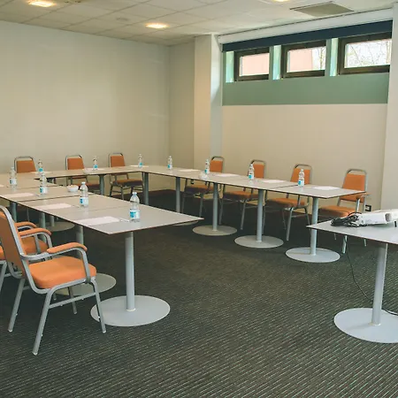 Express Milan-malpensa Airport By Ihg Hotel 3*