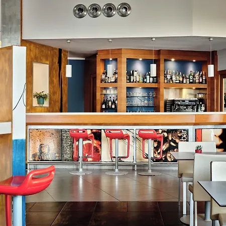 Express Milan-malpensa Airport By Ihg