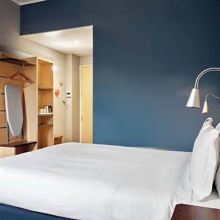 Hotel Express Milan-malpensa Airport By Ihg 3*