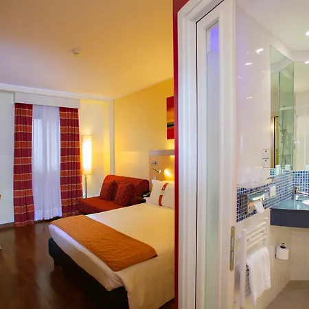 Express Milan-malpensa Airport By Ihg Hotel 3*